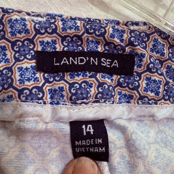 NWT Land N Sea Blue Orange Geometric Print Flat Front Shorts Women 14‎ - Picture 2 of 12